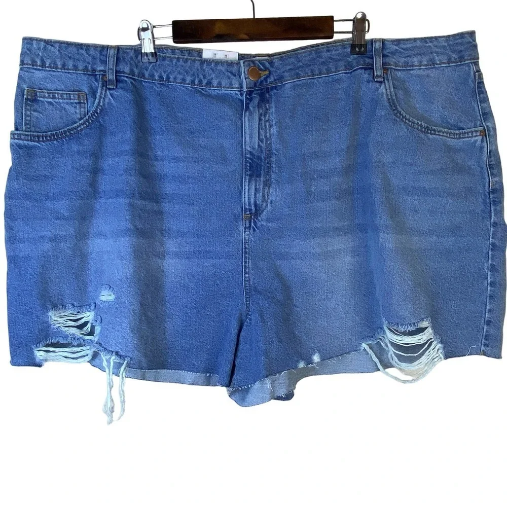 Cotton:On Plus Size 24 Curve A-Line High Rise Denim Cut Off Shorts Medium Wash